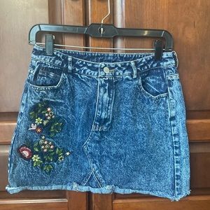 Denim Mini Skirt from from Very J (Medium)